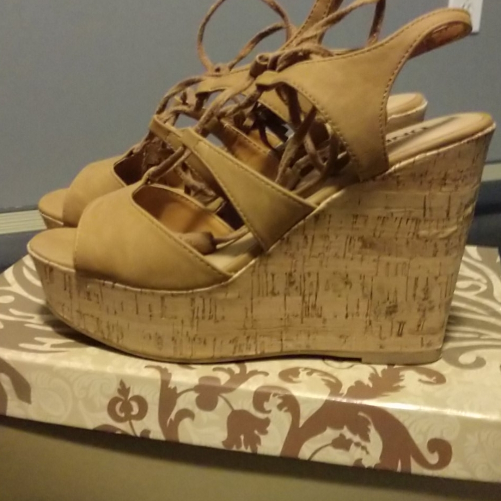 Wedges - Picture 2 of 3